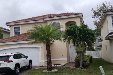 House in West Palm Beach, Florida 3 bedrooms, 199.93 sq.m. № 892146 - photo 13