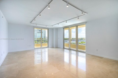 Copropriété à vendre à Miami Beach, Floride: 2 chambres, 104.98 m2 № 1290544 - photo 2