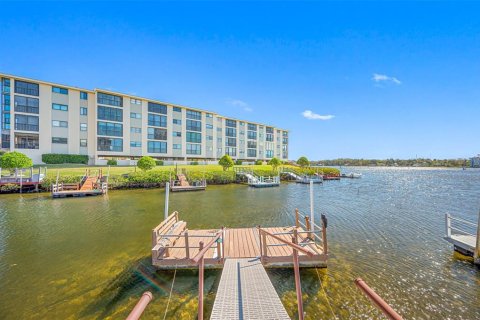 Condominio en venta en Port Richey, Florida, 2 dormitorios, 95.22 m2 № 999963 - foto 28