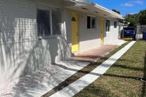 Commercial property in Fort Lauderdale, Florida 169.45 sq.m. № 1175141 - photo 20