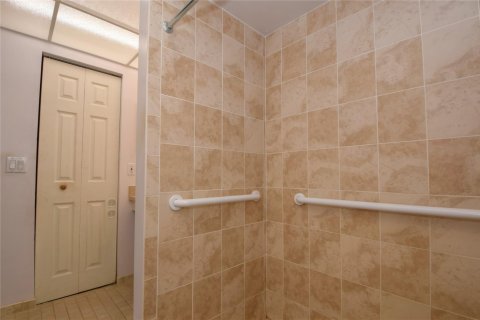 Condo in Sunrise, Florida, 2 bedrooms  № 1155812 - photo 10