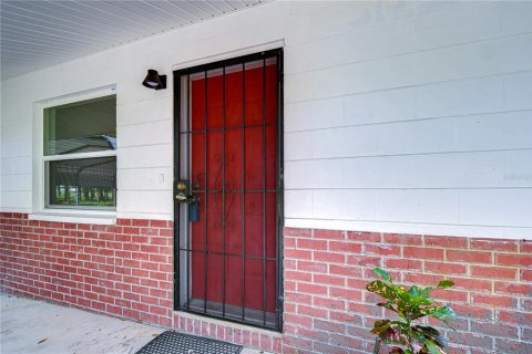 Casa en venta en Zephyrhills, Florida, 3 dormitorios, 142.51 m2 № 1382538 - foto 3