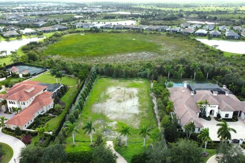 Terreno en venta en Bradenton, Florida № 1382508 - foto 1