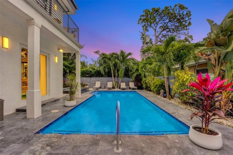 Villa ou maison à vendre à Wilton Manors, Floride: 5 chambres, 318.65 m2 № 1185383 - photo 8