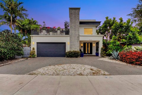 Villa ou maison à vendre à Wilton Manors, Floride: 5 chambres, 318.65 m2 № 1185383 - photo 9