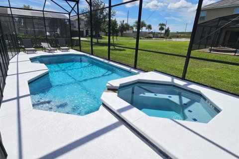 Villa ou maison à vendre à Kissimmee, Floride: 6 chambres, 266.82 m2 № 1339681 - photo 20