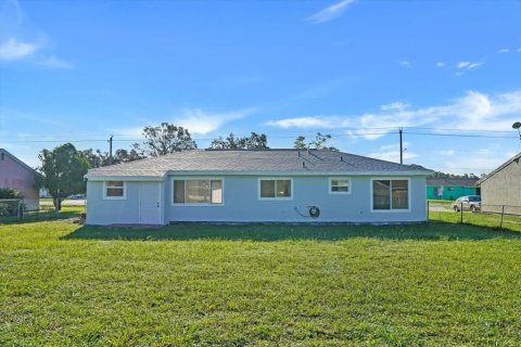 House in North Port, Florida 3 bedrooms, 109.16 sq.m. № 727285 - photo 30