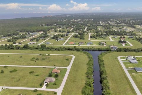 Купить земельный участок в Кейп-Корал, Флорида № 262398 - фото 20