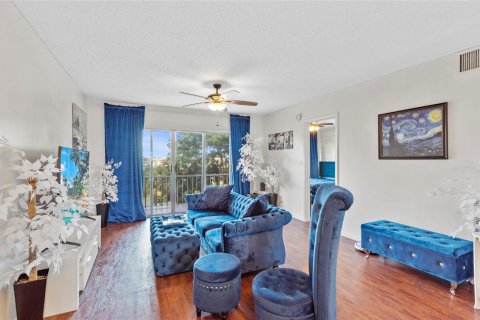 Condo in Deerfield Beach, Florida, 2 bedrooms  № 994302 - photo 14