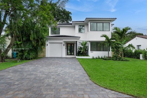 Villa ou maison à vendre à Biscayne Park, Floride: 4 chambres, 281.59 m2 № 1310091 - photo 1