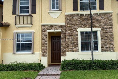 Copropriété à vendre à Cutler Bay, Floride: 2 chambres, 119.84 m2 № 1310057 - photo 2