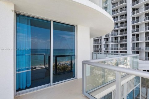 Hôtel, hôtellerie à vendre à Sunny Isles Beach, Floride: 2 chambres, 111.58 m2 № 1316673 - photo 7