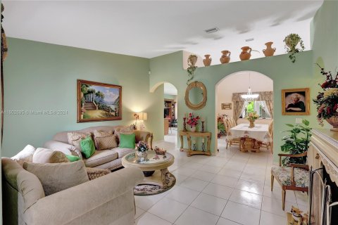 Casa en venta en Miami Lakes, Florida, 3 dormitorios, 189.06 m2 № 1221931 - foto 7
