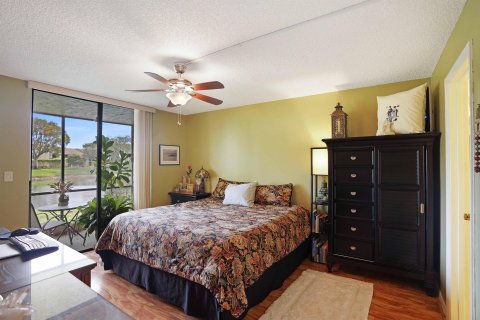 Condo in Deerfield Beach, Florida, 2 bedrooms  № 972970 - photo 15