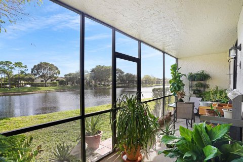 Condo in Deerfield Beach, Florida, 2 bedrooms  № 972970 - photo 9