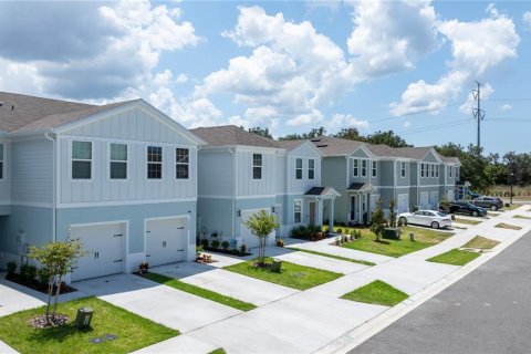 Townhouse in Holiday, Florida 3 bedrooms, 133.78 sq.m. № 1259644 - photo 2