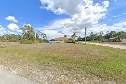 Land in Cape Coral, Florida № 1362009 - photo 2