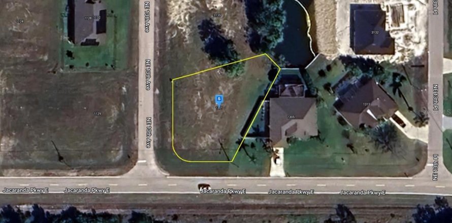 Land in Cape Coral, Florida № 1362009