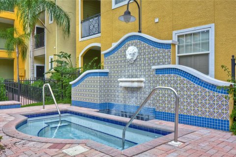 Condominio en venta en Tampa, Florida, 1 dormitorio, 96.99 m2 № 845234 - foto 14