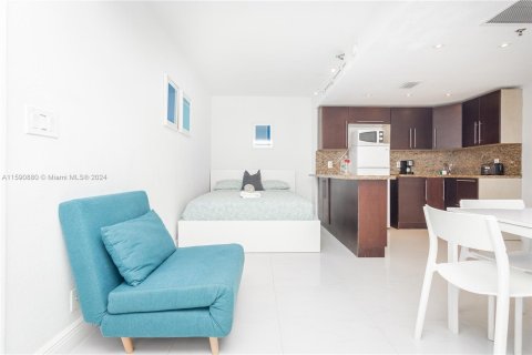 Copropriété à vendre à Miami Beach, Floride: 1 chambre, 58.16 m2 № 1180862 - photo 4