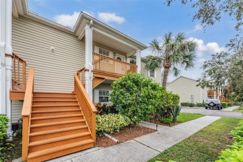 Condo in Port Richey, Florida, 2 bedrooms  № 1443866 - photo 6