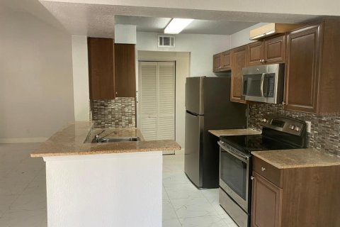 Copropriété à vendre à Orlando, Floride: 1 chambre, 70.05 m2 № 1390463 - photo 3