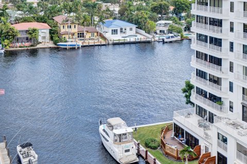 Condo in Fort Lauderdale, Florida, 2 bedrooms  № 833186 - photo 11