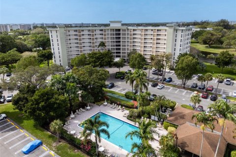 Copropriété à vendre à Pompano Beach, Floride: 2 chambres, 106.84 m2 № 1161658 - photo 3