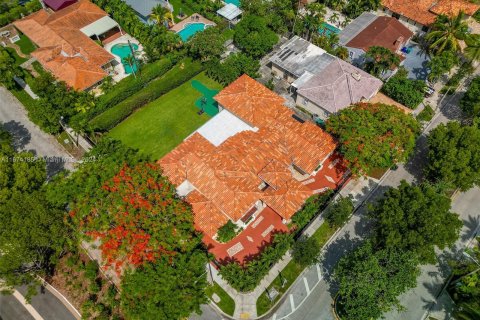 Casa en venta en Miami, Florida, 5 dormitorios, 475.57 m2 № 1410484 - foto 2