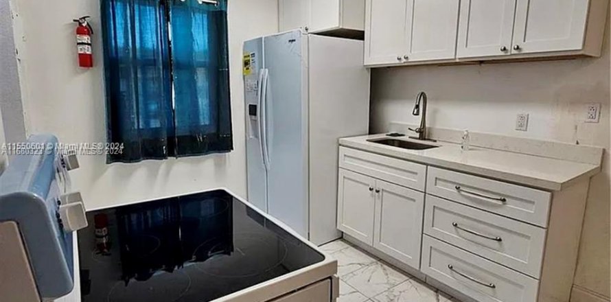 Condo à Miami Gardens, Floride, 2 chambres  № 1410453