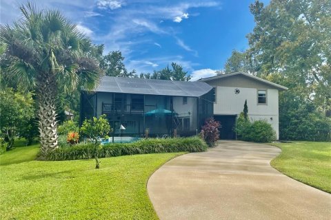 Villa ou maison à vendre à DeLand, Floride: 3 chambres, 145.11 m2 № 1347131 - photo 1