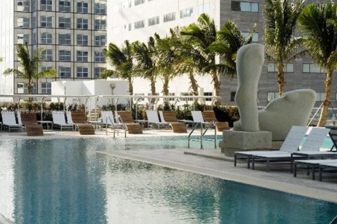 Condo in Miami, Florida, 1 bedroom  № 1282244 - photo 2