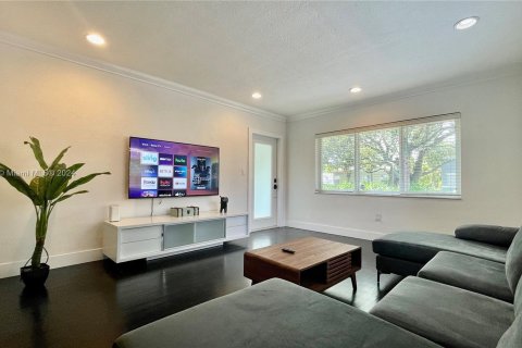 Villa ou maison à vendre à Hollywood, Floride: 3 chambres, 117.34 m2 № 1079992 - photo 4