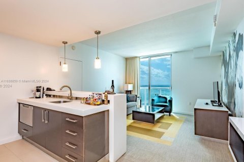 Copropriété à vendre à Sunny Isles Beach, Floride: 2 chambres, 93.55 m2 № 1315685 - photo 9