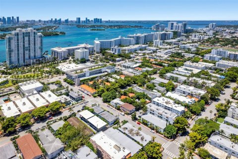 Propiedad comercial en venta en Miami Beach, Florida № 1315686 - foto 10