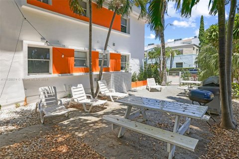 Propiedad comercial en venta en Miami Beach, Florida № 1315686 - foto 30