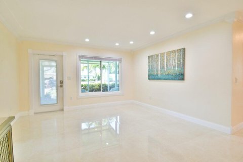 House in North Palm Beach, Florida 4 bedrooms, 149.02 sq.m. № 1208232 - photo 4