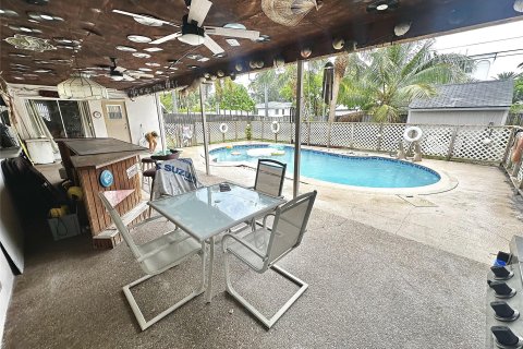 Villa ou maison à vendre à Hollywood, Floride: 4 chambres, 203.46 m2 № 1208215 - photo 19