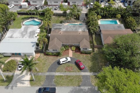 Villa ou maison à vendre à Hollywood, Floride: 4 chambres, 203.46 m2 № 1208215 - photo 3