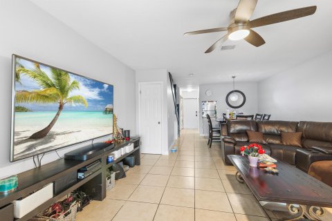 Copropriété à vendre à Deerfield Beach, Floride: 2 chambres, 94.76 m2 № 1230164 - photo 15