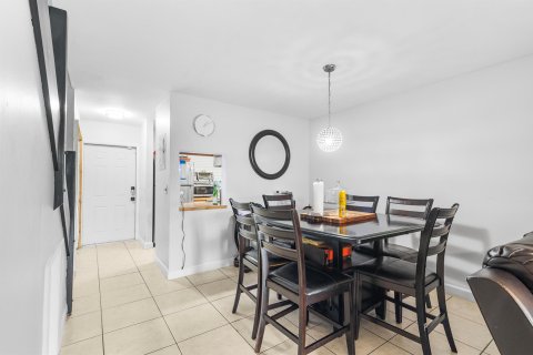 Copropriété à vendre à Deerfield Beach, Floride: 2 chambres, 94.76 m2 № 1230164 - photo 19