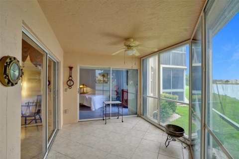 Condo in Fort Lauderdale, Florida, 2 bedrooms  № 1230161 - photo 11