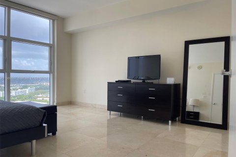 Condo in Hallandale Beach, Florida, 1 bedroom  № 1387722 - photo 24