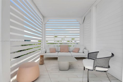 Condominio en venta en Miami, Florida, 1 dormitorio, 71.26 m2 № 1387721 - foto 8