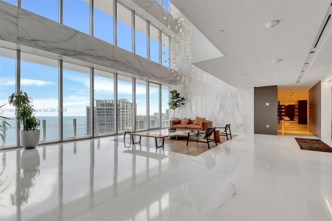 Condominio en venta en Miami, Florida, 1 dormitorio, 71.26 m2 № 1387721 - foto 16