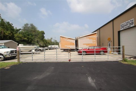 Commercial property in Okeechobee, Florida 743.22 sq.m. № 762144 - photo 3