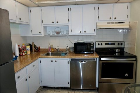 Condominio en venta en Margate, Florida, 2 dormitorios, 85.47 m2 № 585721 - foto 9