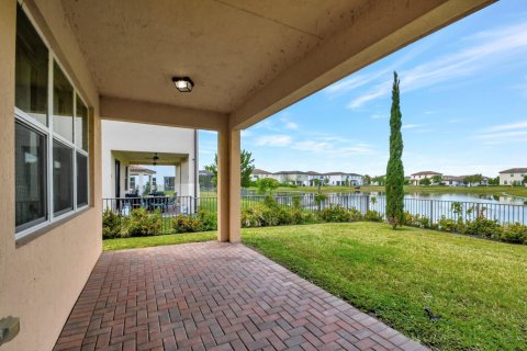 Villa ou maison à vendre à Royal Palm Beach, Floride: 2 chambres, 148.18 m2 № 1180276 - photo 20