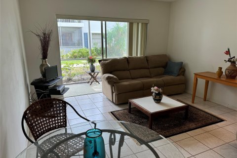 Condo in Fort Lauderdale, Florida, 1 bedroom  № 1231454 - photo 15