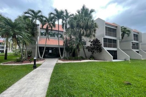 Condominio en venta en Weston, Florida, 2 dormitorios, 102.75 m2 № 1401474 - foto 1